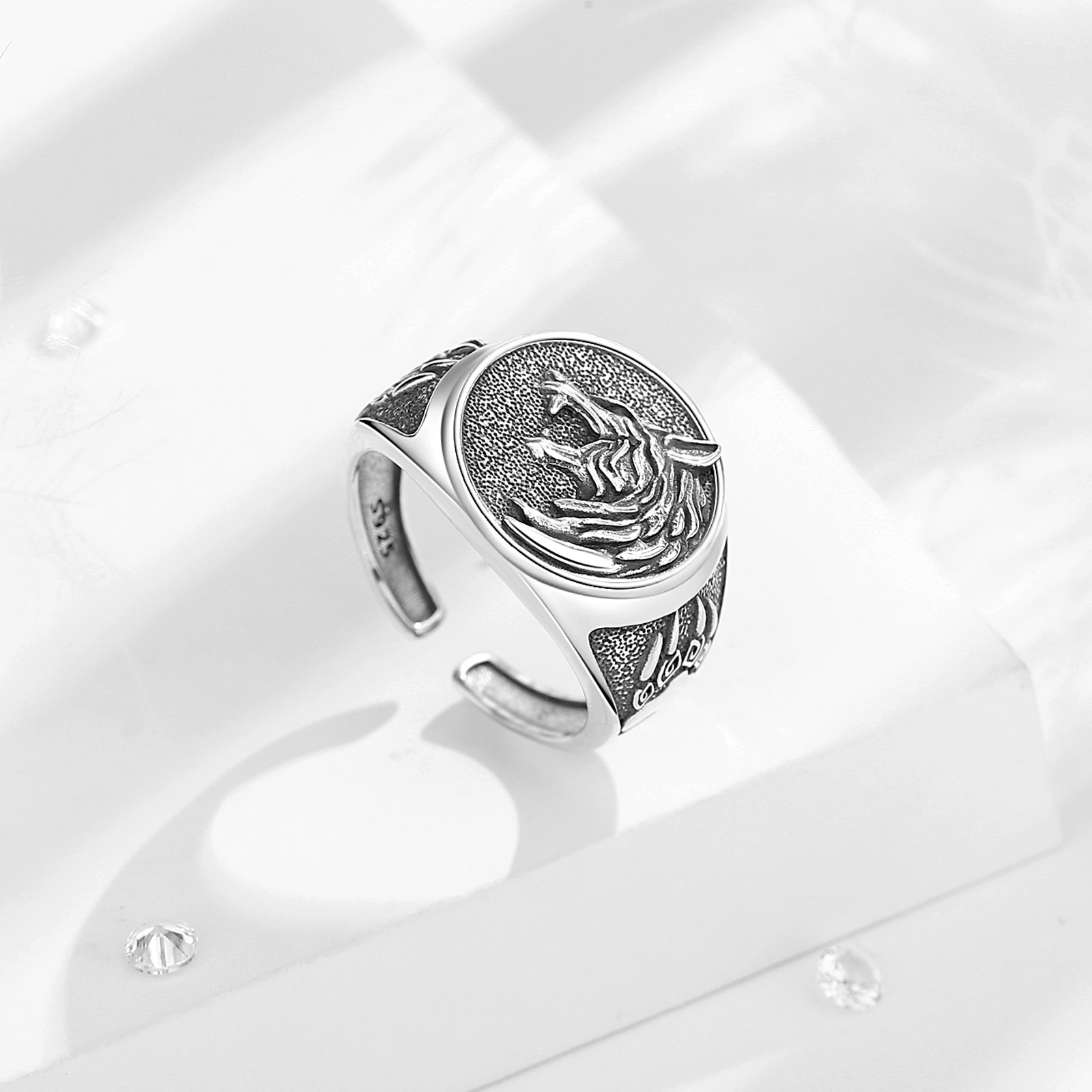 Eudora 925 Sterling Silver Vik - Wolf Jewelry & Watches Tampa recension och pris