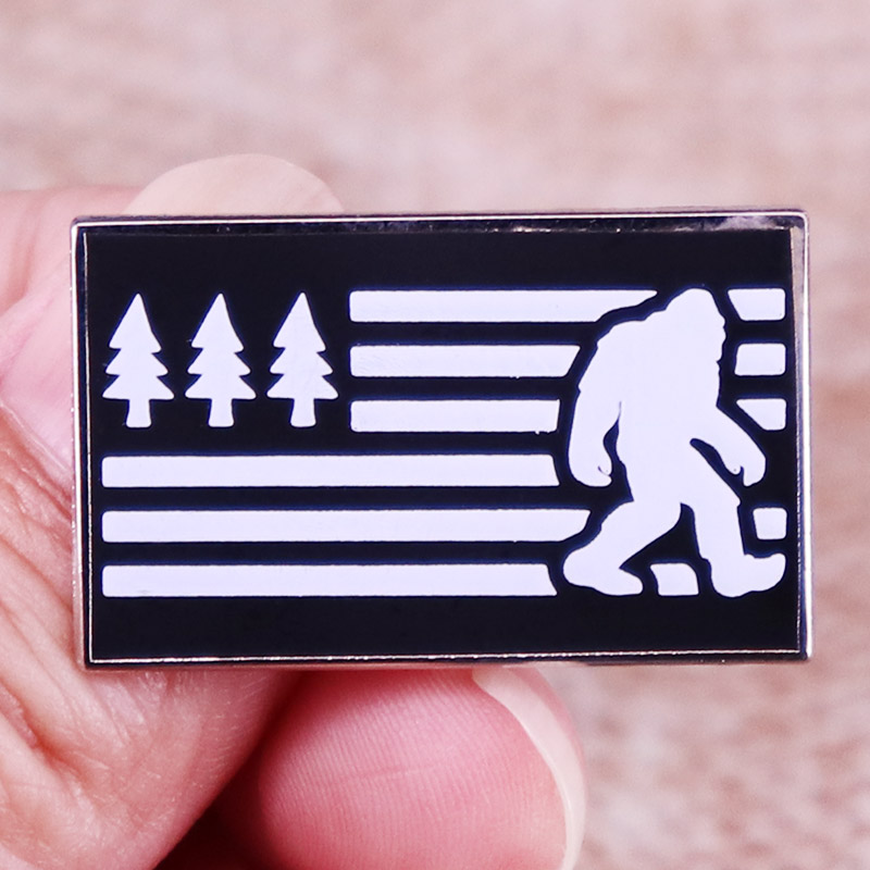 American Flag Bigfoot PNW Paci - Pacific Jewelry & Watches Los Angeles recension och pris